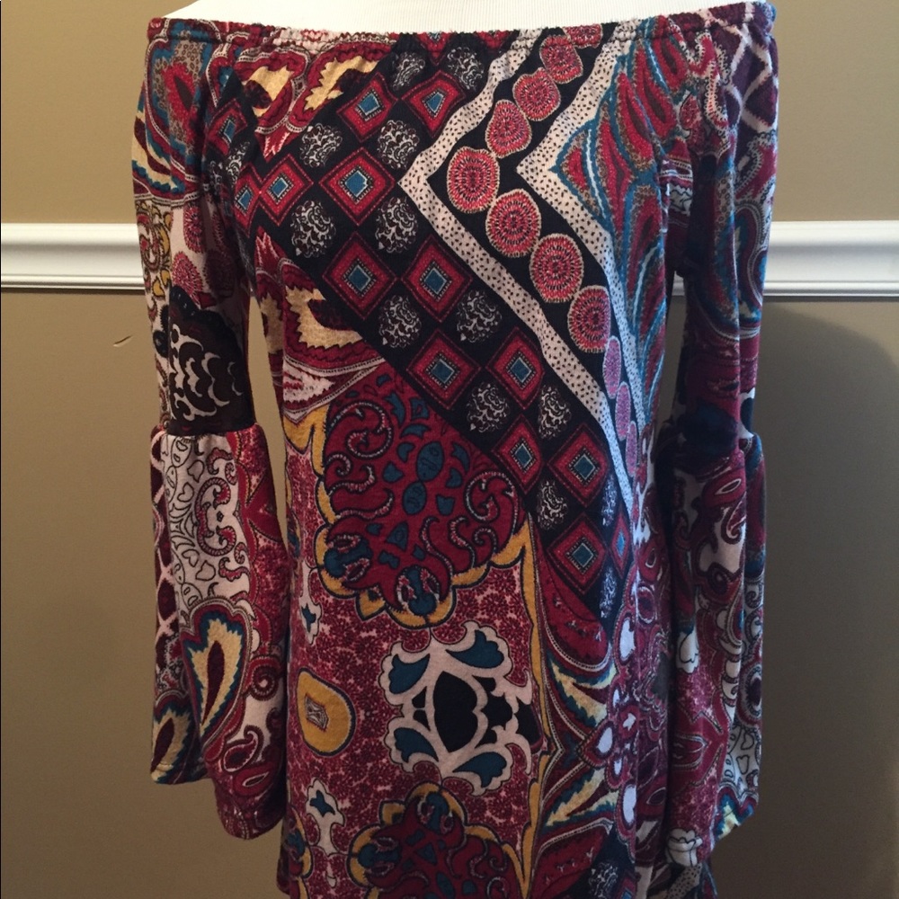 Win Win Bell Sleeve Tunic!